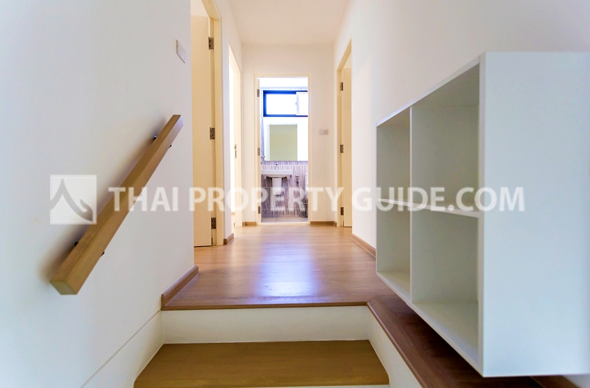 Townhouse in Bangnatrad 